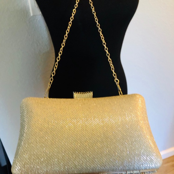 Crystal encrusted clutch - Picture 5 of 8